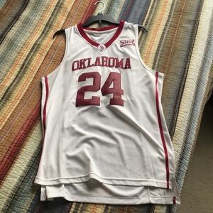 Buddy Hield college basketball jersey